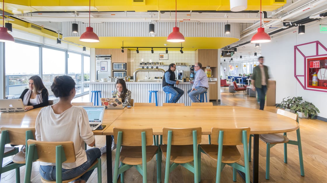 9 benefits of coworking spaces